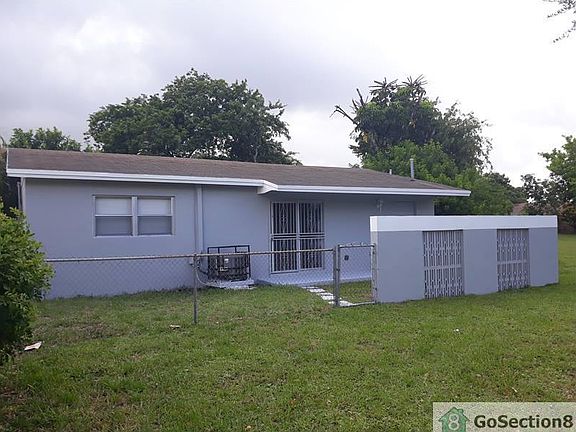 5th image of 2954 NW 191st Ter