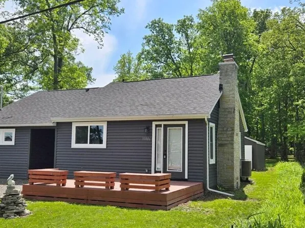 10886 Seminole Shore Dr, Huntsville, OH 43324