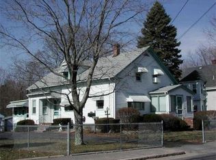 634 Bay St, Taunton, MA 02780
