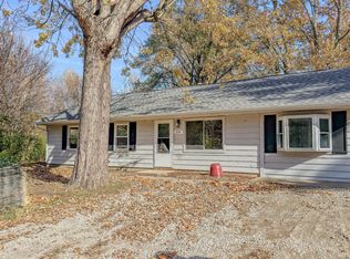 3334 Ridgewood Dr, Champaign, IL 61821