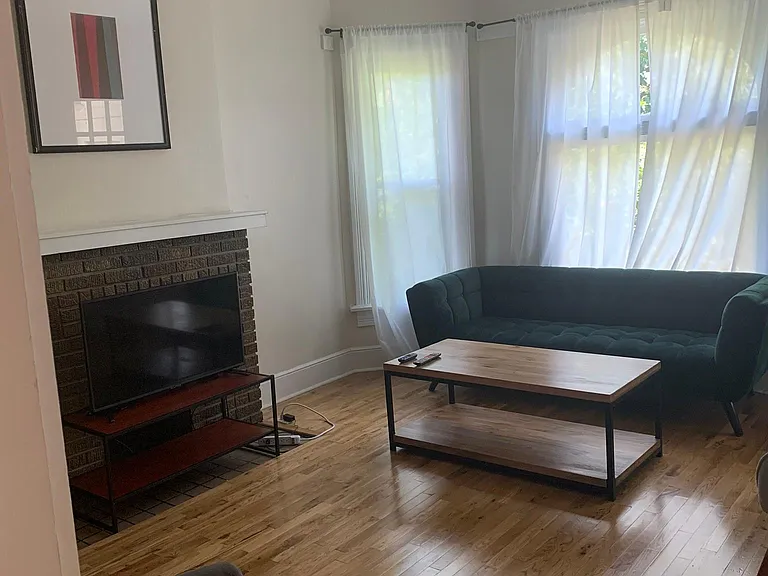 307 W 6th Ave #B — Photo 11