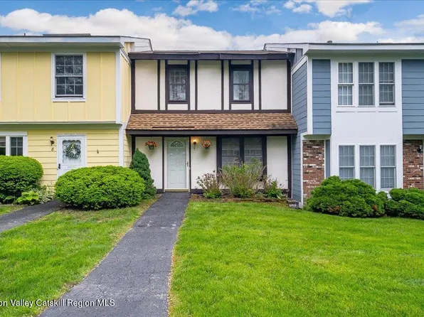 7 Sunnybrook Circle, Highland, NY 12528