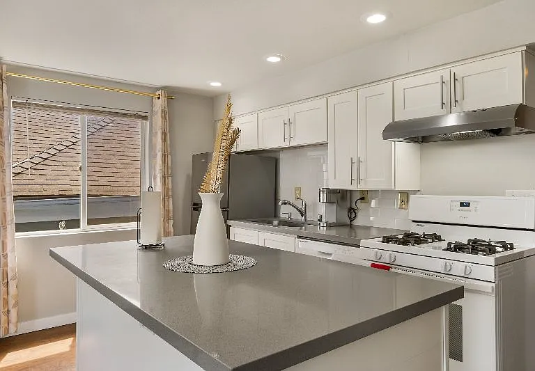 717 23rd Ave #B — Photo 9