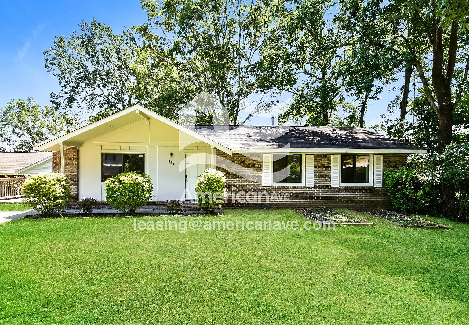 3 bed, 2.0 bath, 2142 sqft, $1,530 — Photo 1