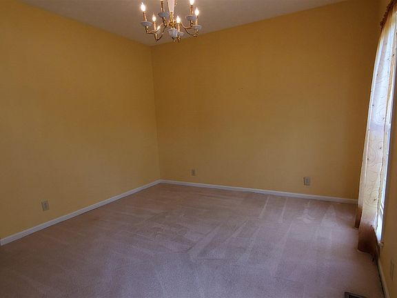 5th image of 3288 Secretariat Cir
