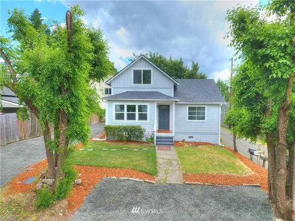 416 N 8th St, Shelton, WA 98584