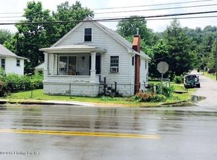 7104 Southside Dr, Louisville, KY 40214