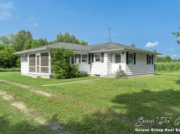 1396 W McBrides Rd, Stanton, MI 48888