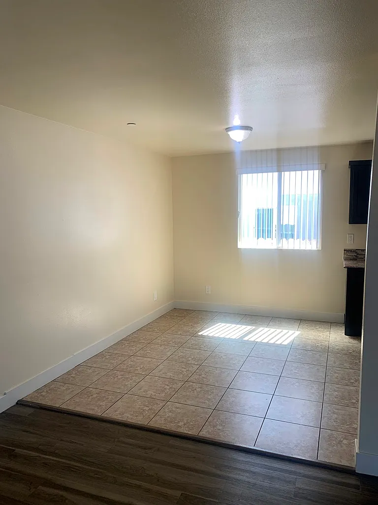 5 bed, 1862 sqft, $4,200 — Photo 4