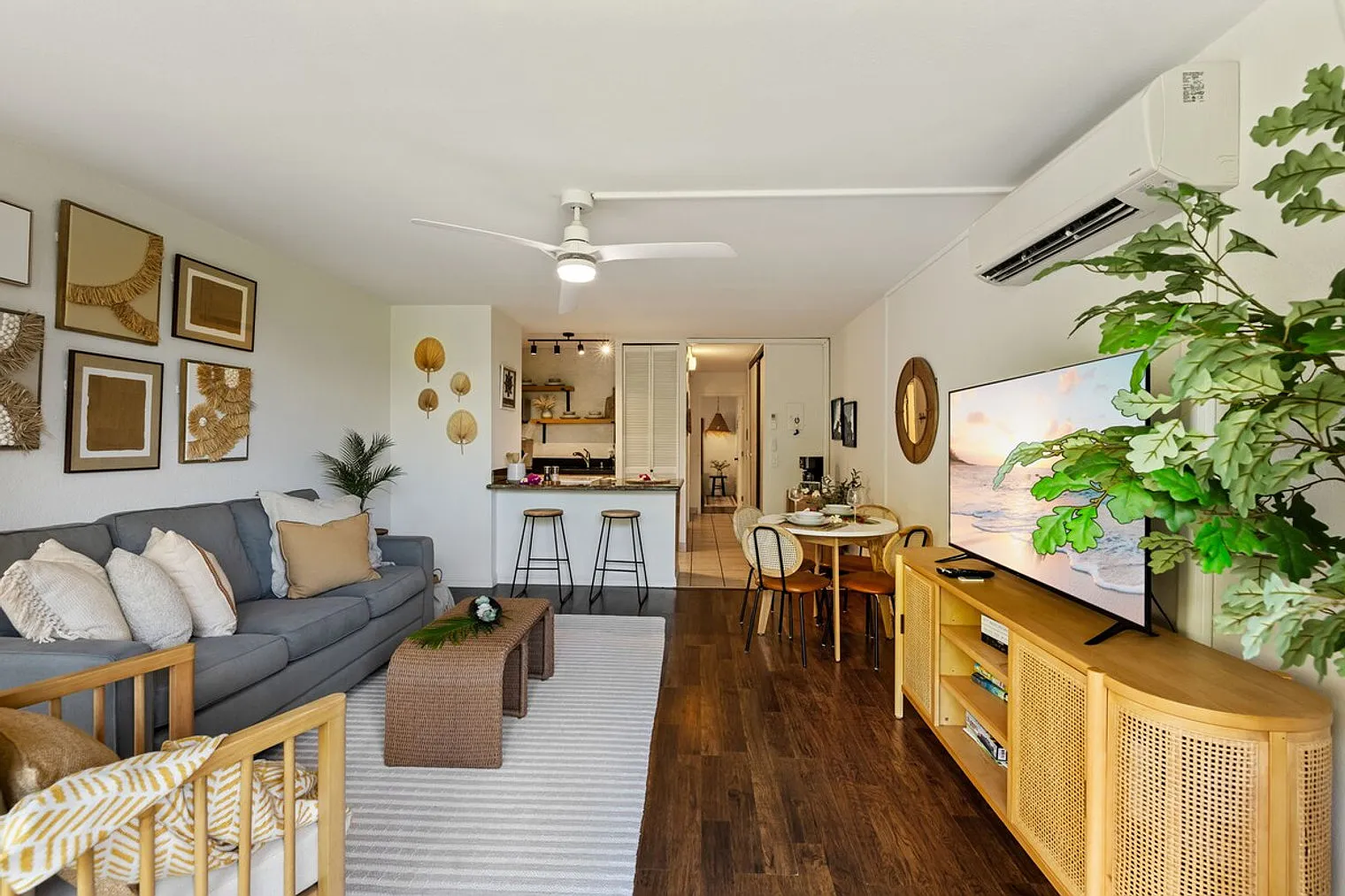 1 bed, 1.0 bath, $9,914 — Photo 2