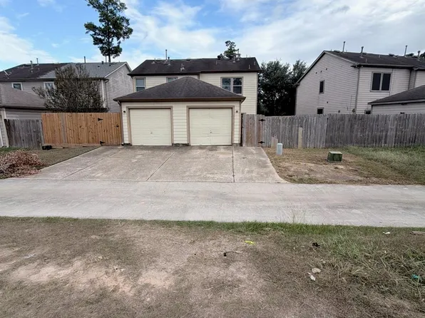 2211 Walnut Fair Ln, Spring, TX 77373