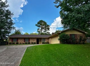 1301 Beverly Dr, Clinton, MS 39056