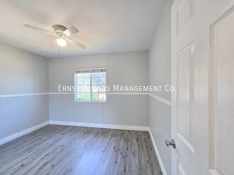 11937 Hercules St — Photo 23