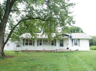 1505 Robertson Ave, Carthage, MO 64836
