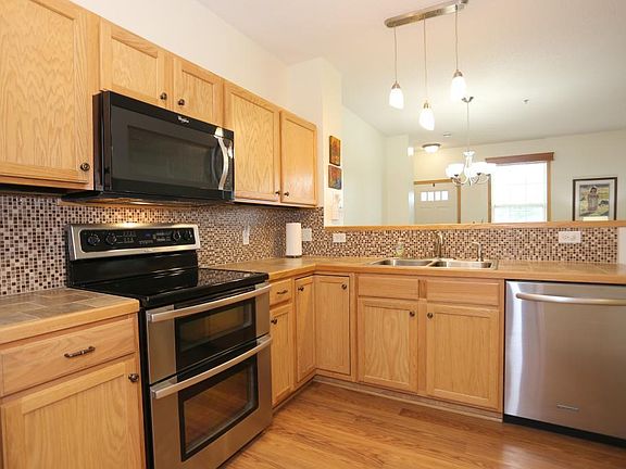 5th image of 11372 Chisholm Cir NE Unit C