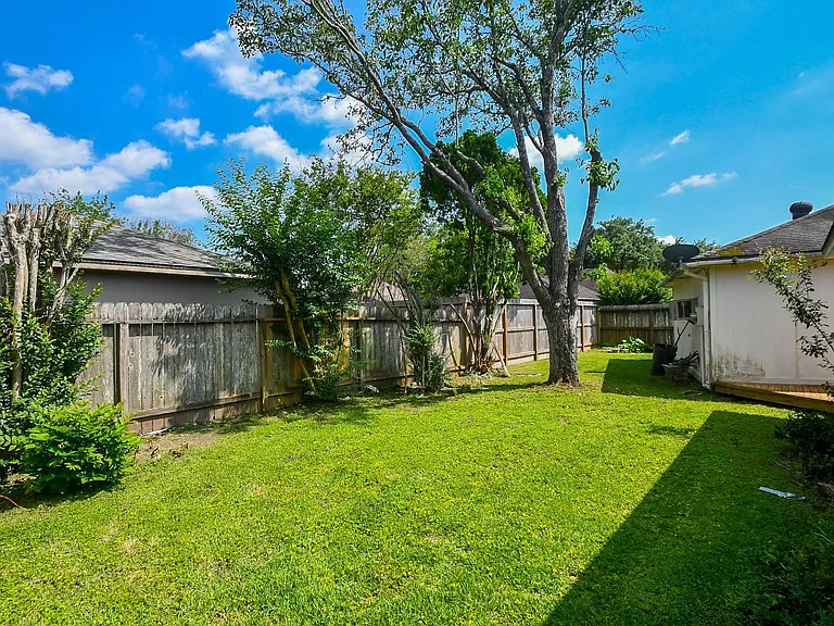 3107 Barnhill Ln — Photo 32