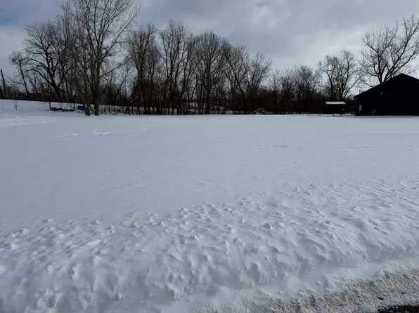 Open Lot Browers St E, Waterville, MN 56096