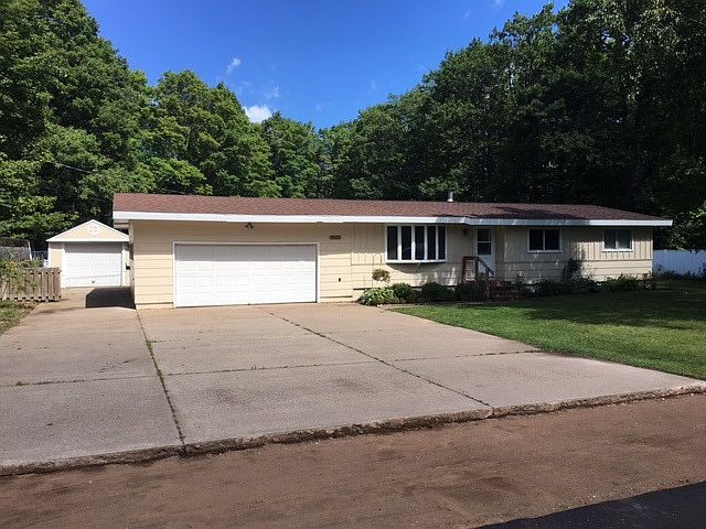 1st image of 2422 Huron St