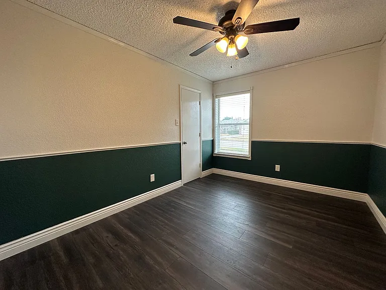 5900 Aloe Ct — Photo 11