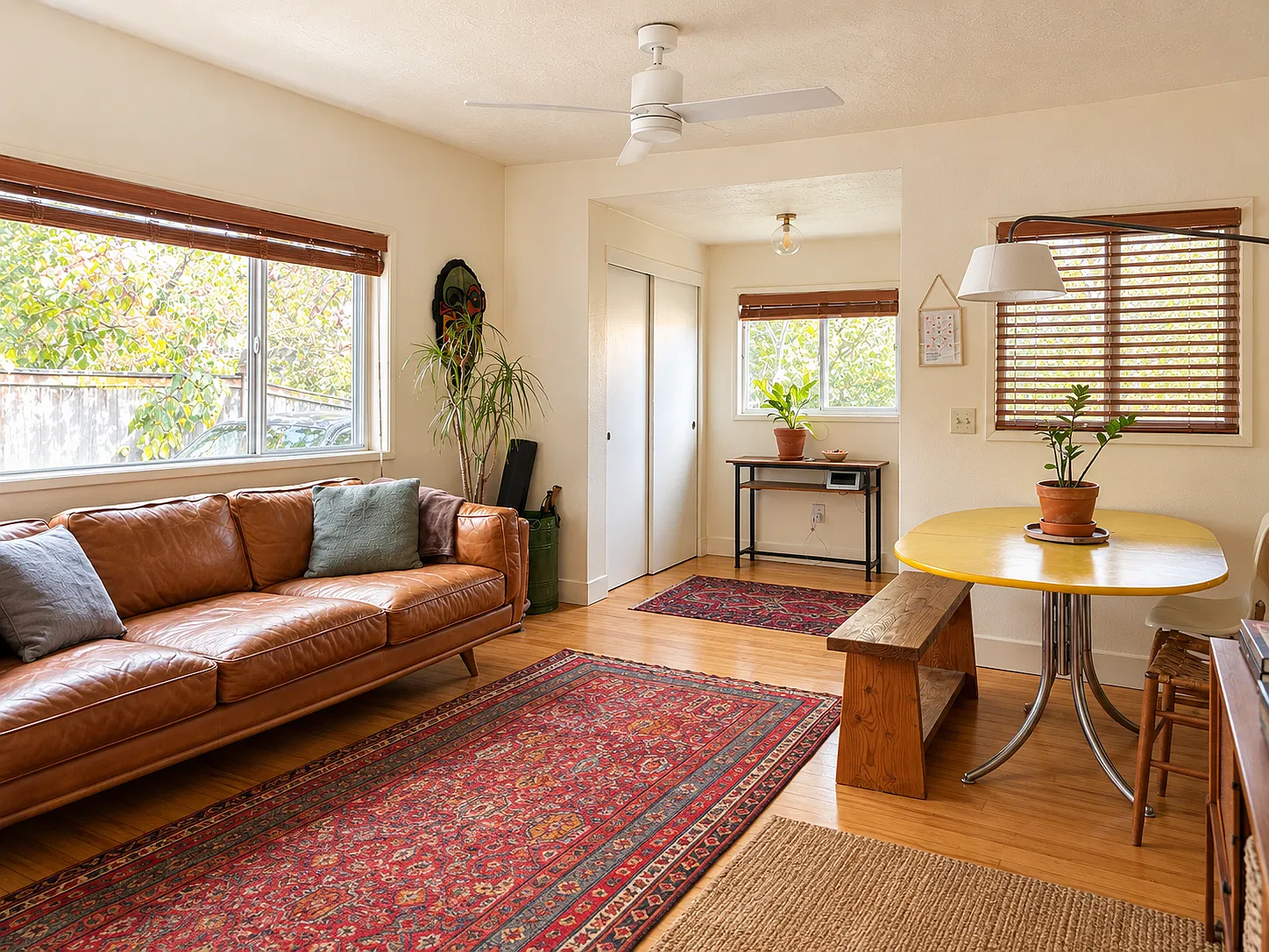3 bed, 1386 sqft, $2,750 — Photo 2