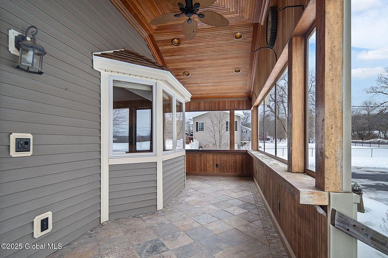 5th image of 570 Clark Road