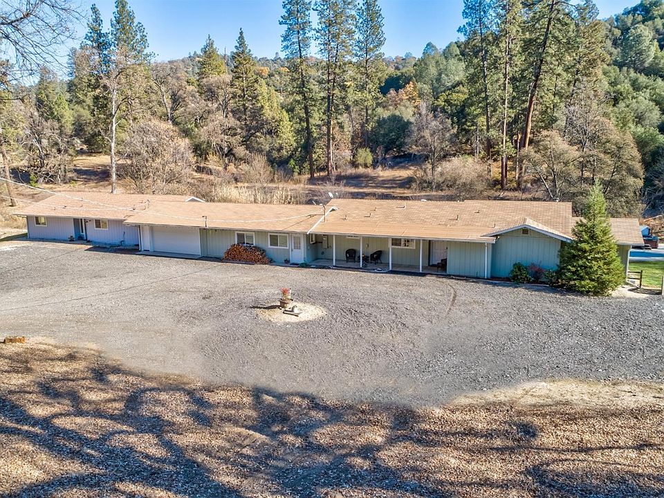 1st image of 40715 Country Ln