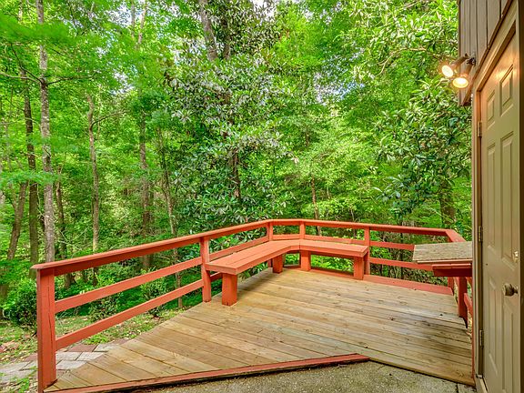 2nd image of 3624 Barbary Dr