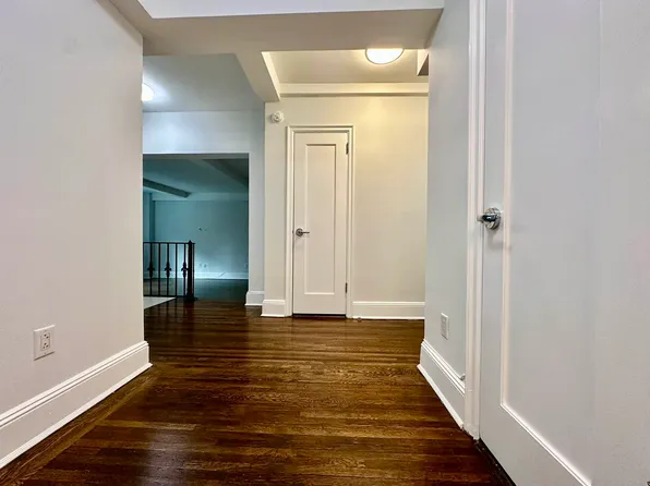 1080 Amsterdam Avenue image 14 of 29