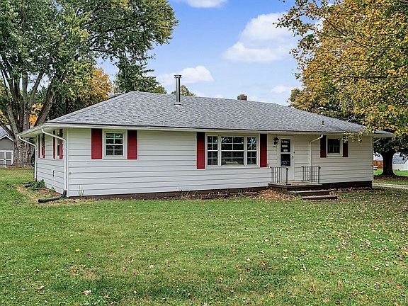 4th image of 3842 Fairfield Pike