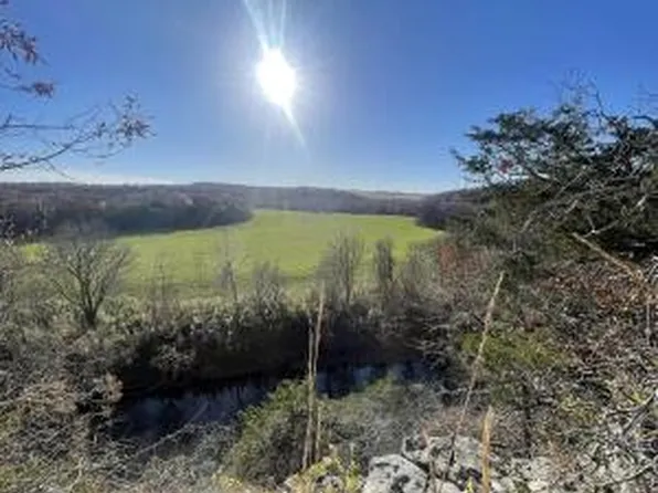 (undisclosed Address), Green Forest, AR 72638