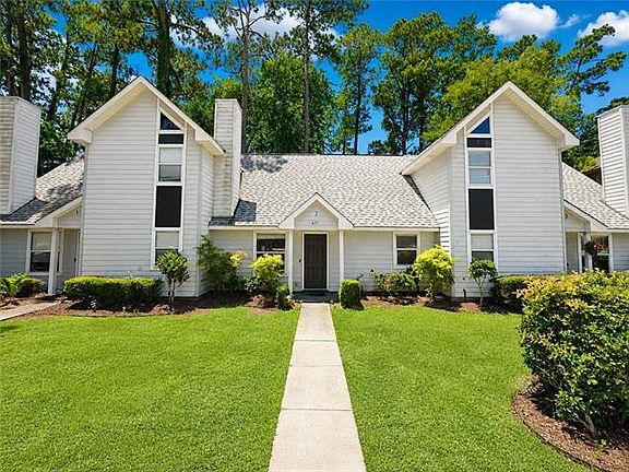 2nd image of 635 Village Ln S #2