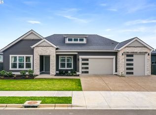 6020 SE McInnis St, Hillsboro, OR