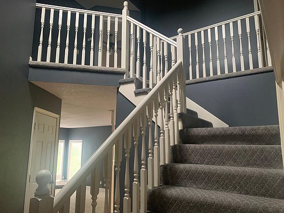 3rd image of 15504 Lamar Ave