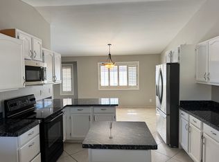 1614 E Echo Ln, Phoenix, AZ 85020