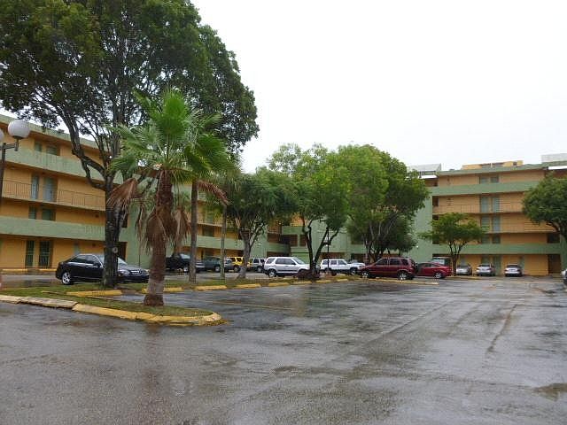 1st image of 210 Fontainebleau Blvd APT 112