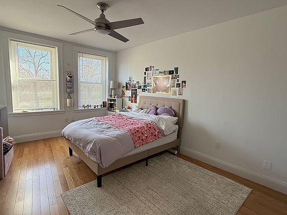 4th image of 121 Park Dr APT 11