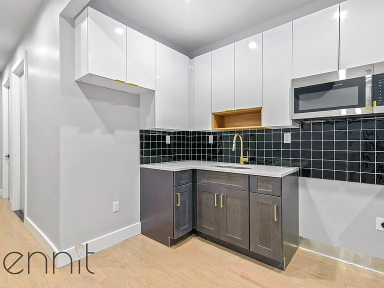 338 E 28th St #BACKYARD — Photo 8
