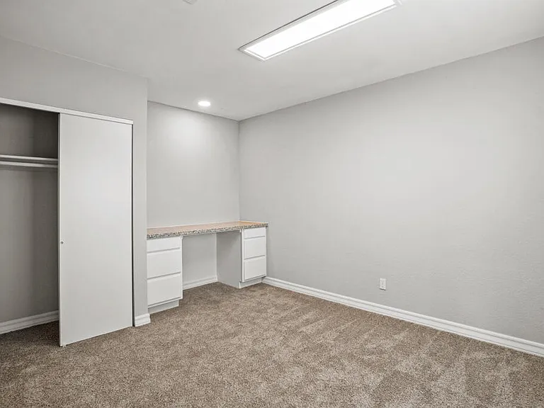 12115 Royal Woods Dr — Photo 26