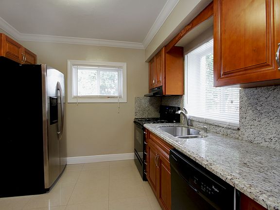 5th image of 14625 NW 5th Ave