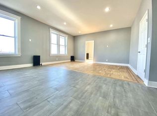 6745 75th St APT 2, Middle Village, NY 11379