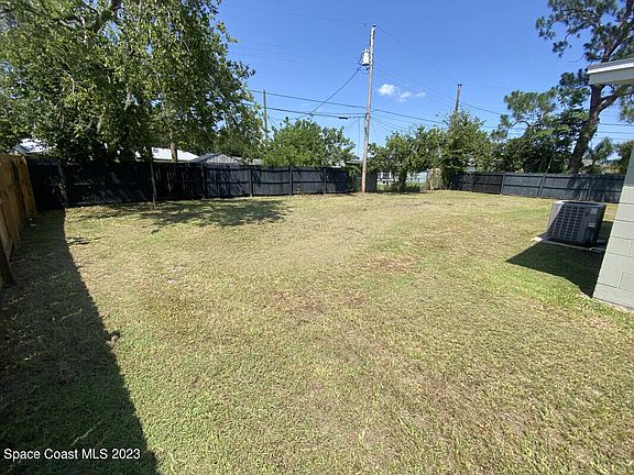 4th image of 2520 Marlowe Pl