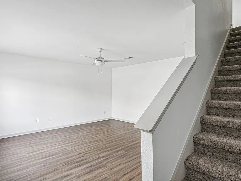 4450 Marine Creek Pkwy — Photo 9