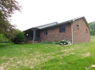 368 Litton Covered Brid Rd, Huntsville, TN 37756