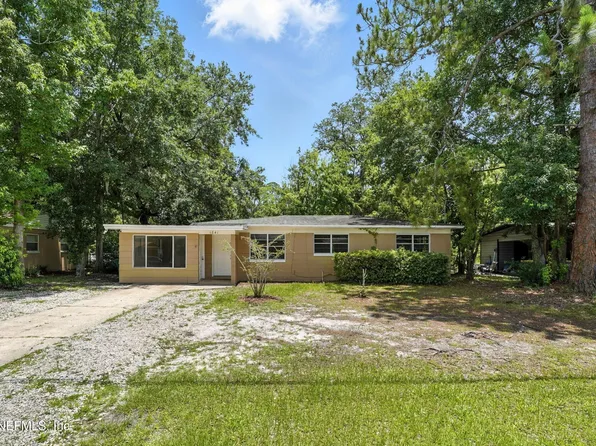1841 DEBUTANTE Drive, Jacksonville, FL 32246