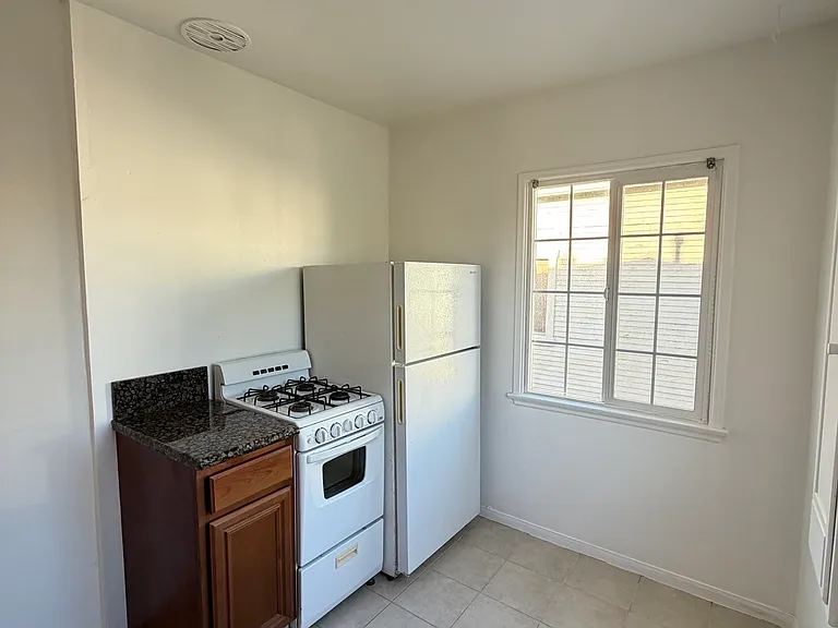5901 E Ocean Blvd #11 — Photo 3