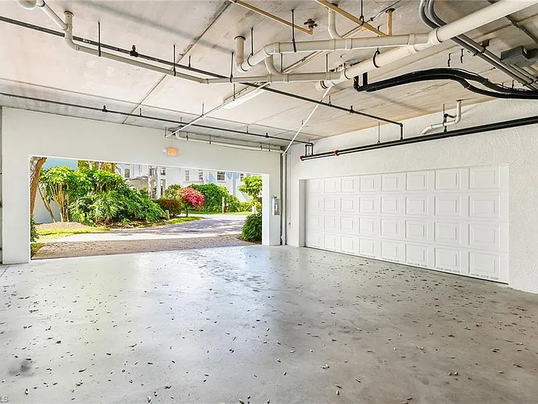 Oversized Garage