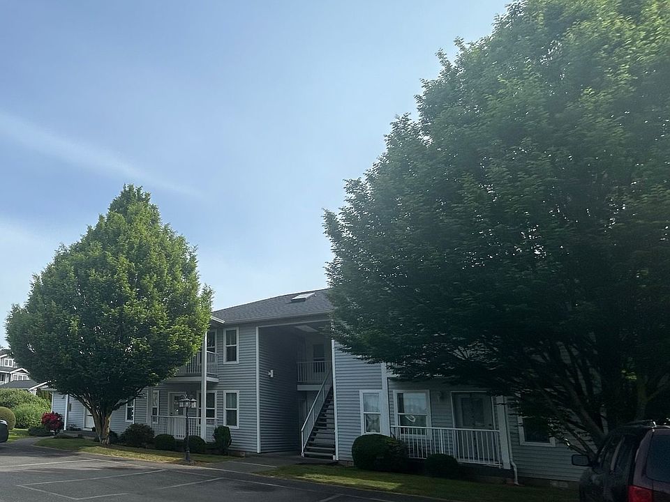 1st image of 733 Judson St #101