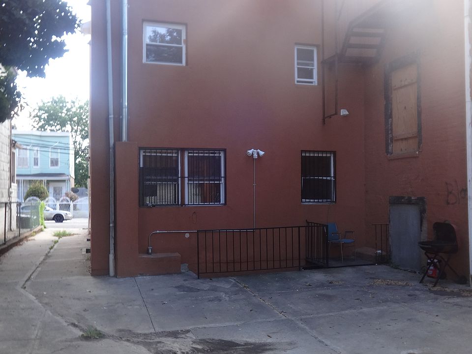 1st image of 825 E 224th St #1