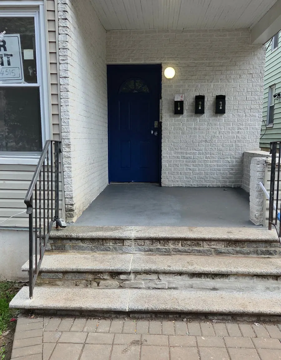 5 bed, 1500 sqft, $3,000 — Photo 1