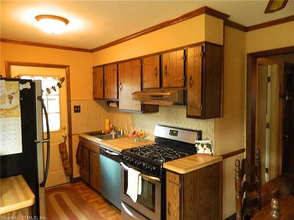 5th image of 507 W River St